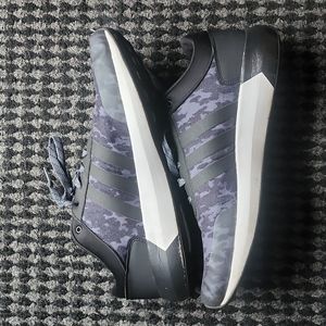 Adidas Size 12 Cloud Foam Running shoes